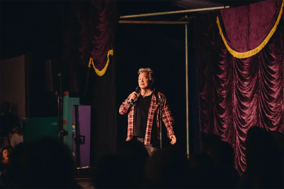 stewart lee performing on the babbling tongues stage